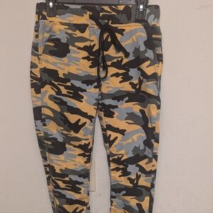 V.I.P. Camo Yellow Black Green And Grey Drawstring Pants Size 5/6 Juniors